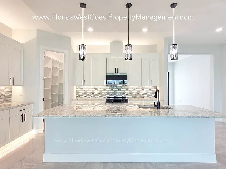 9225 Raes Creek Pl — Photo 5