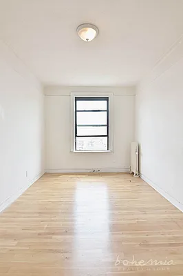 Rented by Bohemia Realty Group | media 10