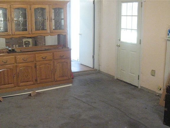 4th image of 1825 Ginkgo St SE