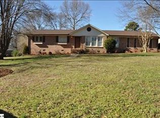 123 Shadecrest Dr, Mauldin, SC 29662