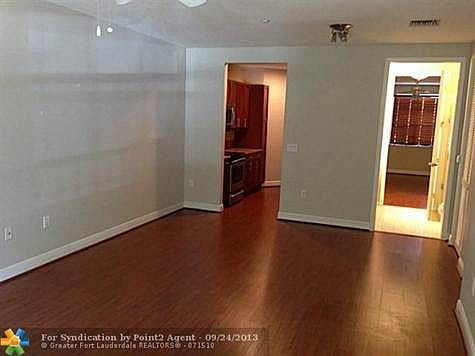 5th image of 404 SW 14th Ave #404