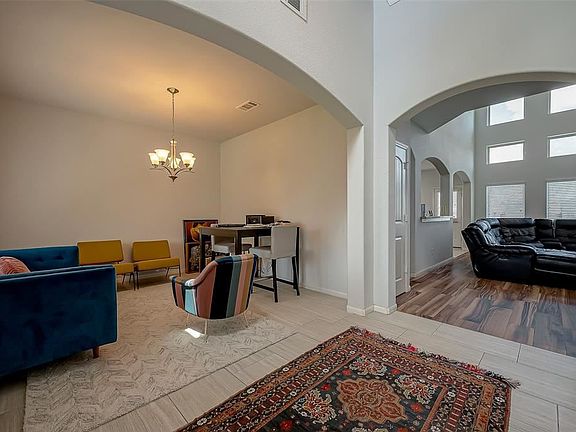 5th image of 3718 Venosa Ct