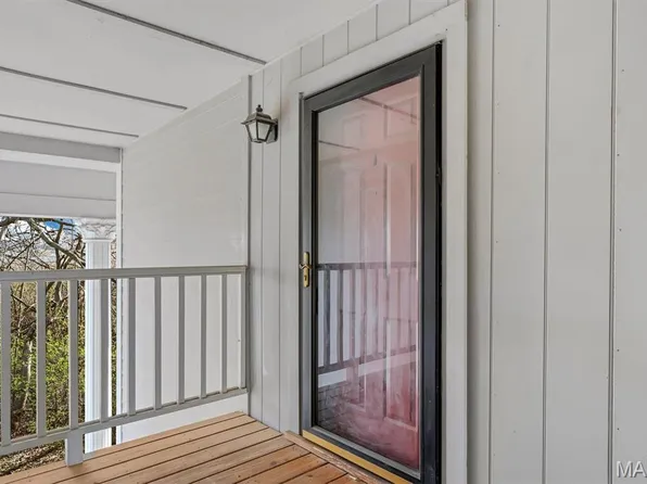 12812 Portulaca Dr APT I, Saint Louis, MO 63146