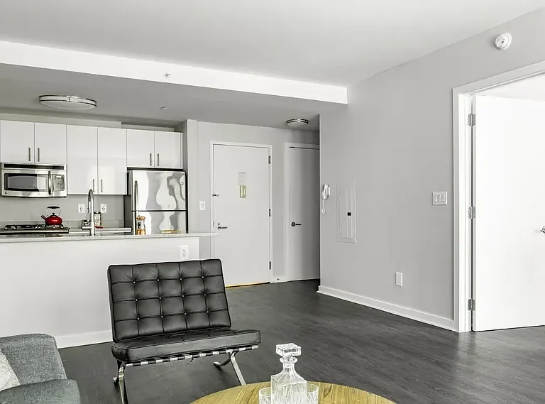 34 Berry St #2D — Photo 4