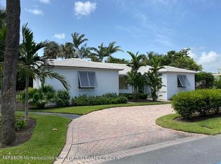 246 Merrain Rd, Palm Beach, FL 33480