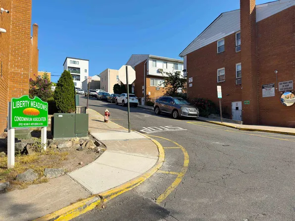 1460 68th Street image 2 of 19