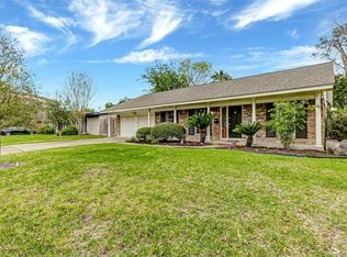 9646 Meadowcroft Dr, Houston, TX 77063