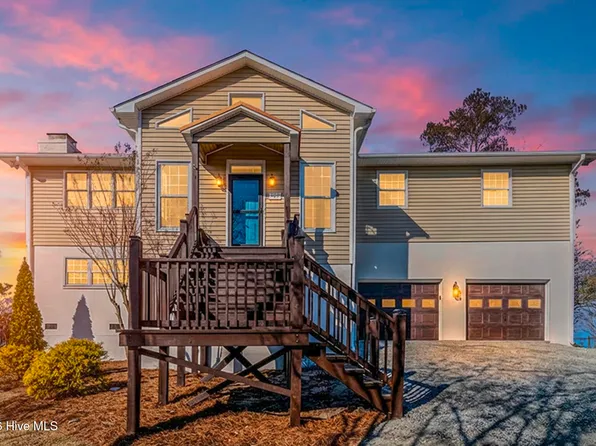 321 Riverside Drive, New Bern, NC 28560