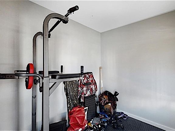 5th image of 56 Atherton St