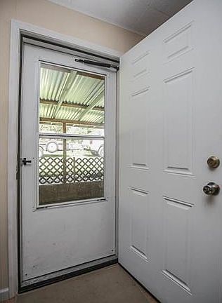 3rd image of 3938 Beach Dr