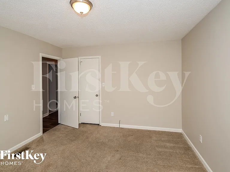 26 Royal Coach Cir — Photo 11
