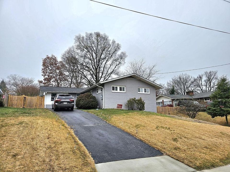 1st image of 10117 Farmington Dr