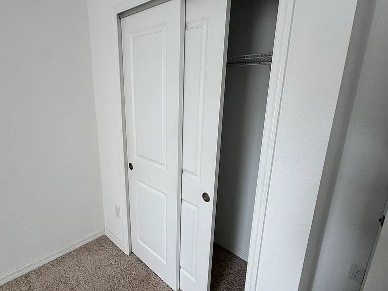10312 Oakside Dr — Photo 4