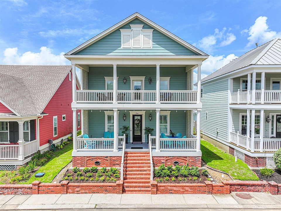 1st image of 2 Compass Cir