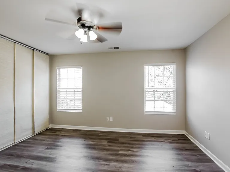15823 Circlegreen Dr — Photo 13