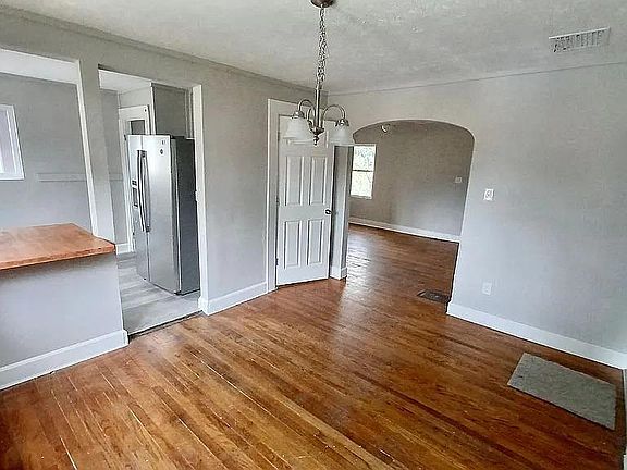 4th image of 2232-1 Spann Ave