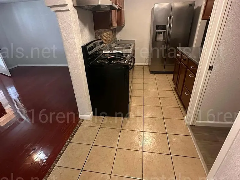3352 N Park Pl — Photo 12