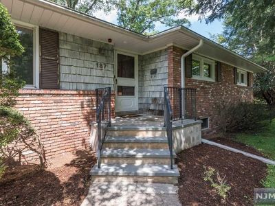187 Crescent Ave, Wyckoff, NJ, 07481