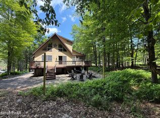 278 N Gate Rd, Lake Ariel, PA 18436