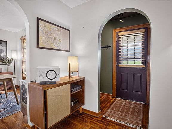 4th image of 2029 Circle Dr