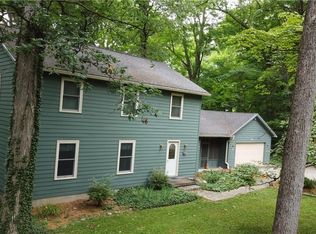 2330 E Dogwood Ave, Clinton, IN 47842