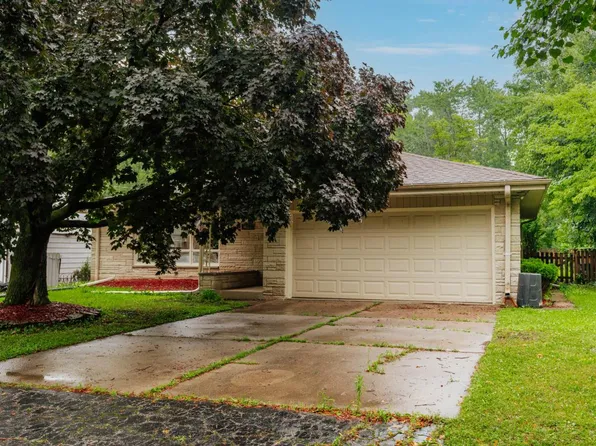 4212 N 95th STREET, Wauwatosa, WI 53222