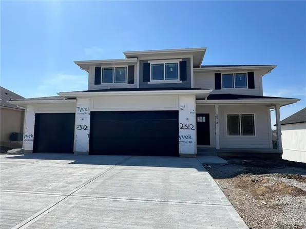 2312 Larkspur Ln, Kearney, MO 64060