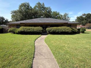 609 Meadows St, Winnsboro, TX 75494