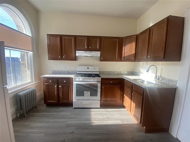 1st image of 2 Ware St APT 207