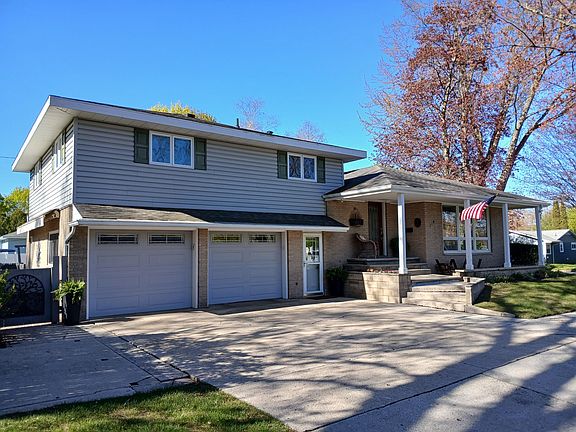 2nd image of 318 N Emily St
