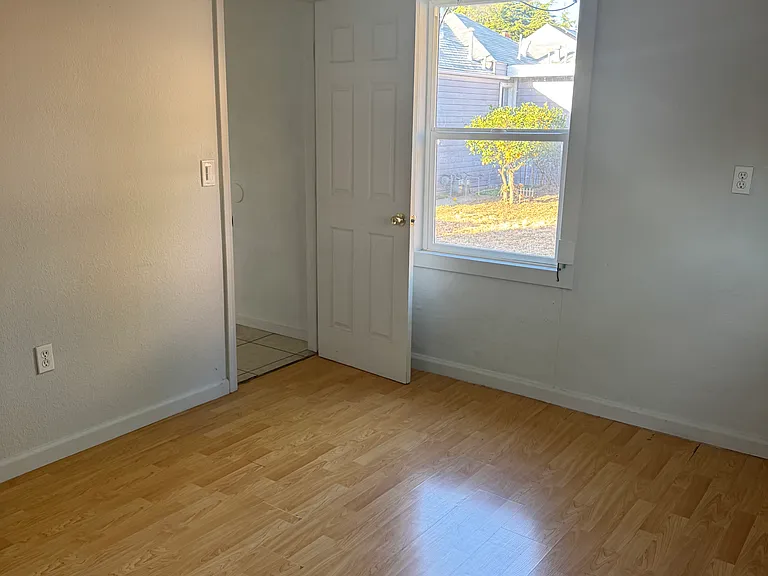 177-181 Hampton Rd #179 — Photo 6