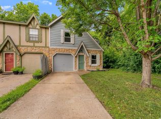 1904 W 3rd St, Lawrence, KS 66044