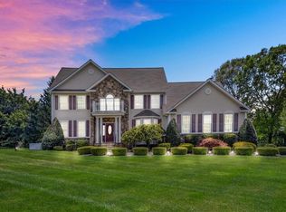 14 Albertanna Ct, Hopewell Junction, NY 12533