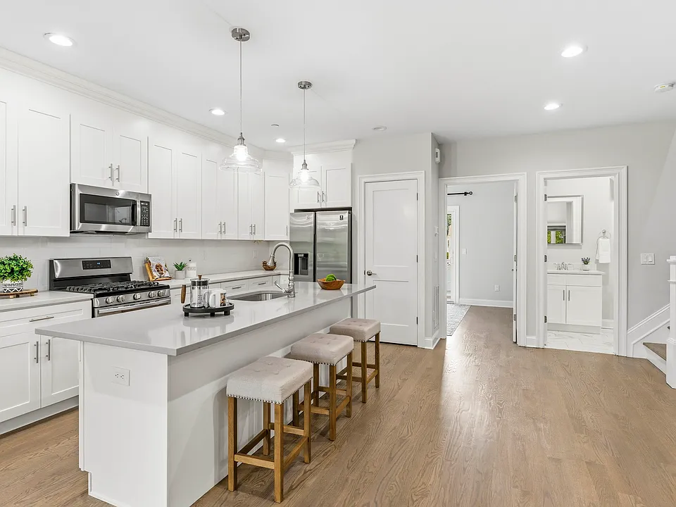 19 Riverbend Ct