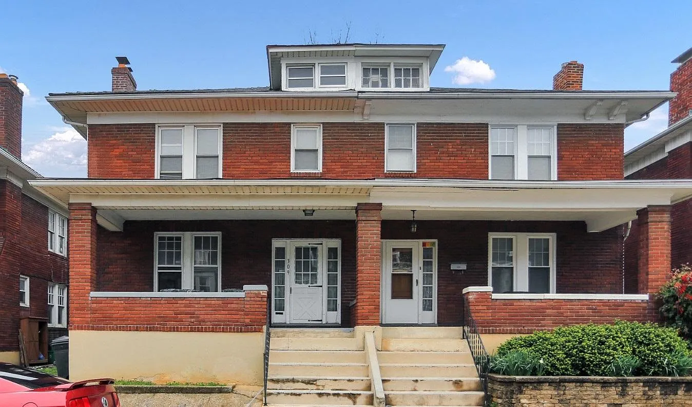 4 bed, 1900 sqft, $1,350 — Photo 1