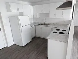 130 Saint Josephs Dr — Photo 15