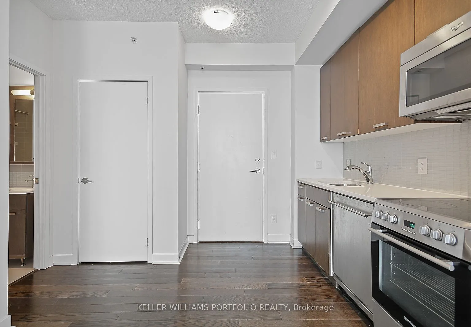 1 bed, $2,300 — Photo 2