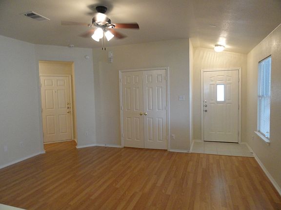 3rd image of 4905 Causeway Ct