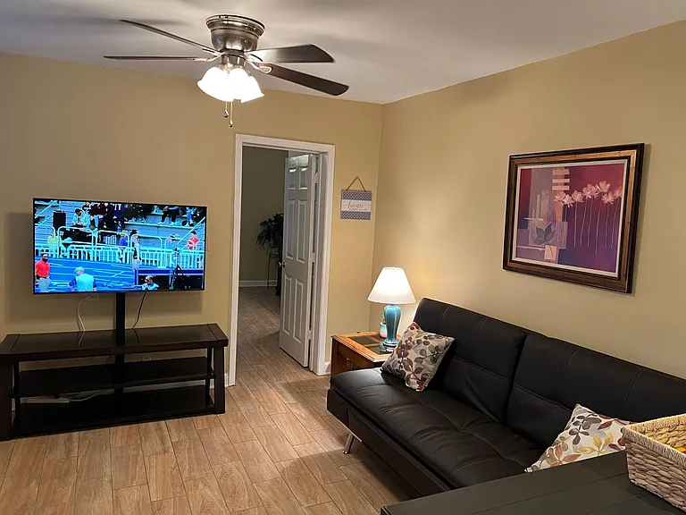 101 Maple St #2 — Photo 2