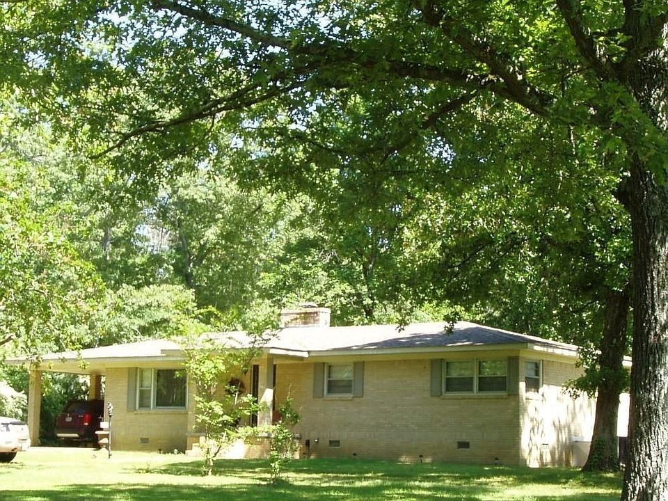 For Sale: 3995 CR5, Florence, AL 35633