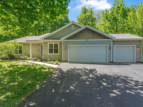 4667 Arbor Latch, Traverse City, MI 49685