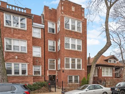 4906 N Whipple St, Chicago, IL, 60625