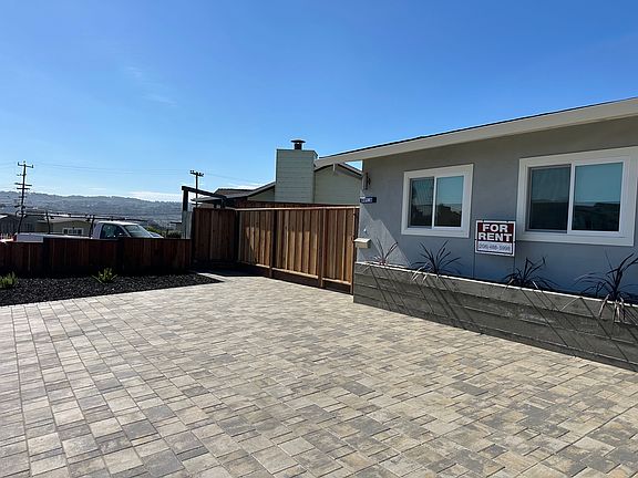2nd image of 401 Dolores Way #A