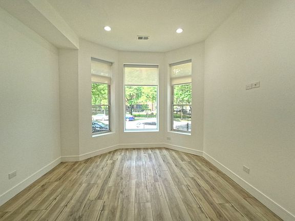4th image of 6347 S Woodlawn Ave #1
