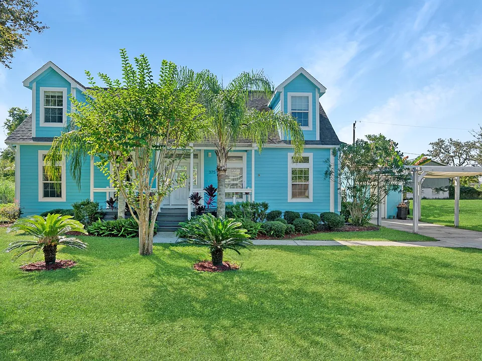 375 Sunset Dr
