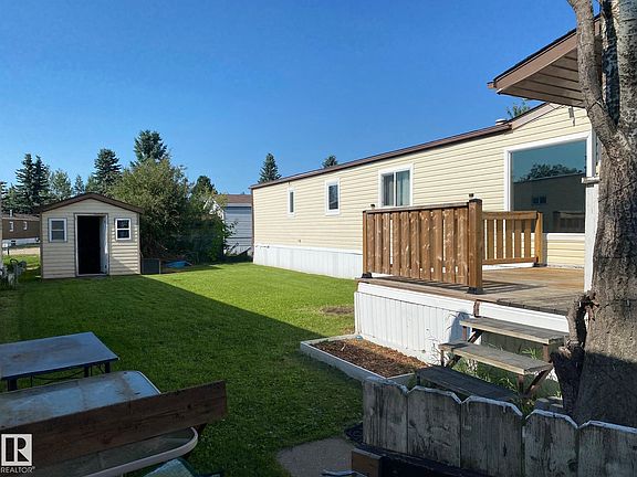 5th image of 4819 51st Ave #42