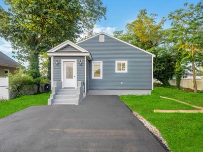 17 Banbury Court, Amityville, NY, 11701