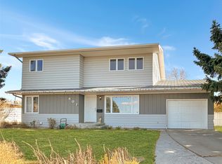 401 9th Ave SE, Cut Bank, MT 59427