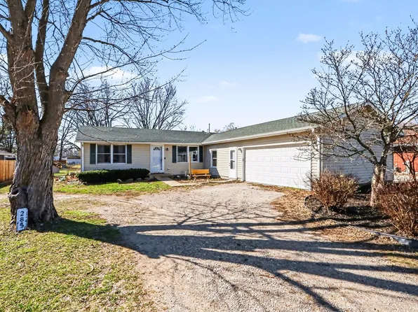 285 E 1st St, Braidwood, IL 60408