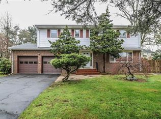 42 Ross Hall Blvd S, Piscataway, NJ 08854